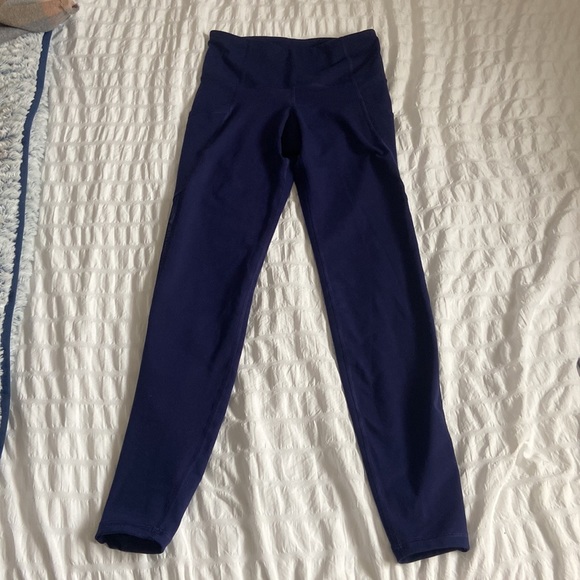 Old Navy Active leggings size small - Picture 2 of 5